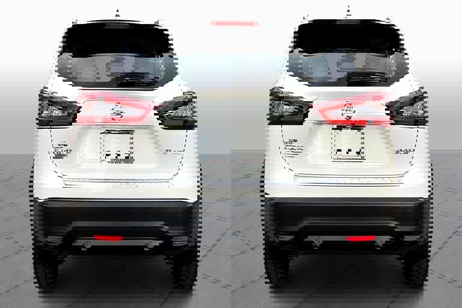 Used 2022 Nissan Rogue Sport SL w/ Premium Package image 5