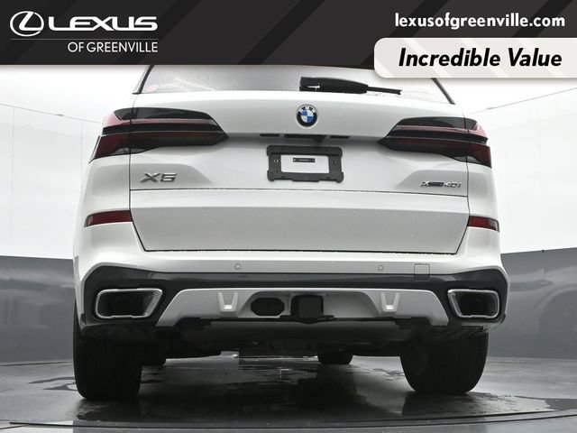 Used 2025 BMW X5 xDrive40i w/ M Sport Package AWD/4WD image 38