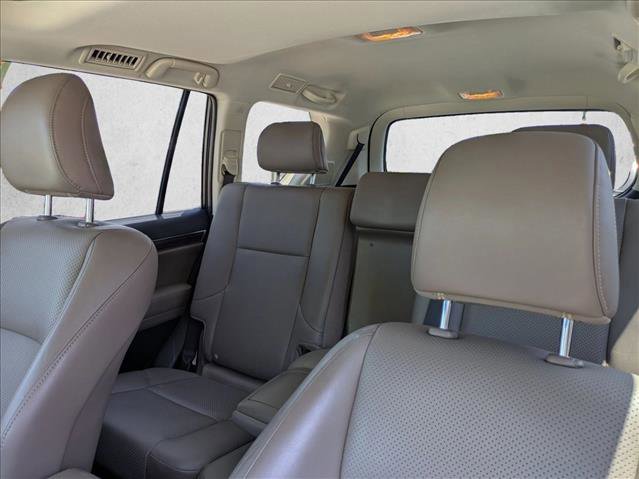 Used 2023 Lexus GX 460 Luxury w/ Accessory Package AWD/4WD image 5