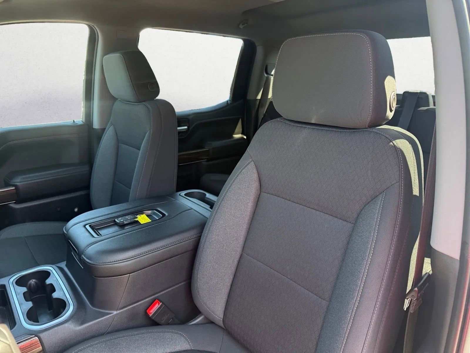 Used 2021 Chevrolet Silverado 1500 LT Trail Boss w/ Bed Protection Package image 17