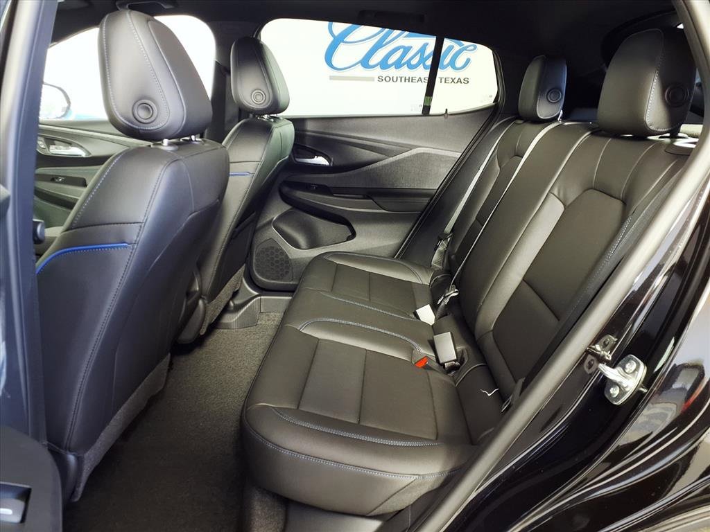 New 2026 Buick Envista Sport Touring image 8