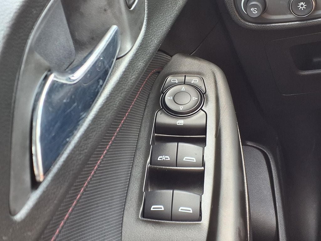 Used 2022 Chevrolet TrailBlazer RS FWD image 25
