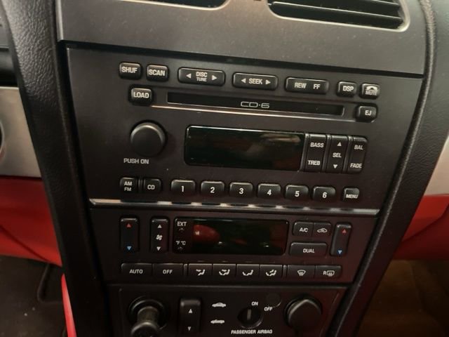Used 2003 Ford Thunderbird image 22