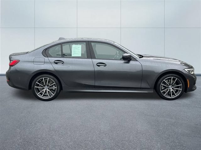 Used 2022 BMW 330i xDrive Sedan w/ Driving Assistance Package AWD/4WD image 5