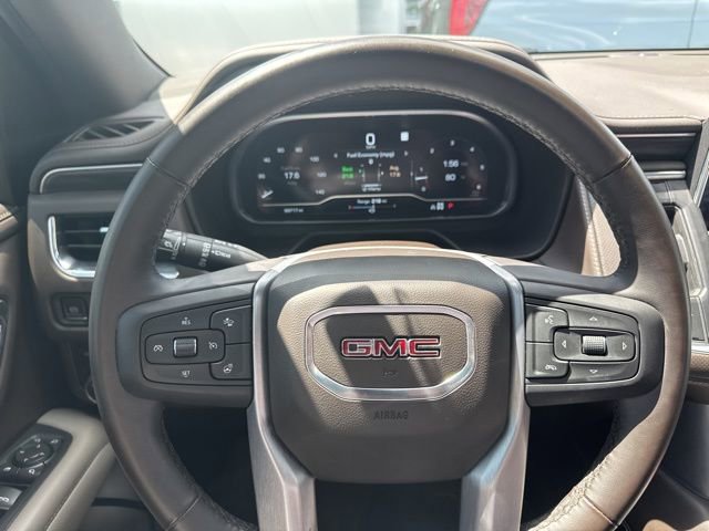 Used 2023 GMC Yukon SLT w/ SLT Premium Package AWD/4WD image 13