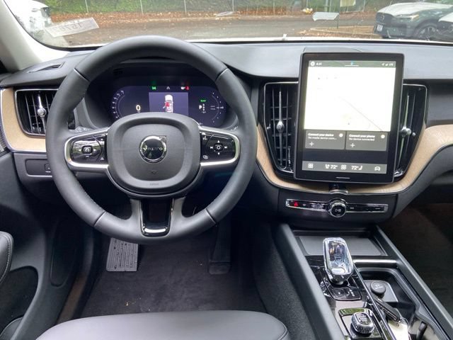 New 2026 Volvo XC60 T8 Plus w/ Protection Package Premier AWD/4WD image 14