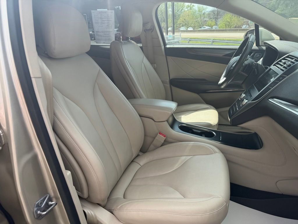 Used 2017 Lincoln MKC Premiere AWD/4WD image 21