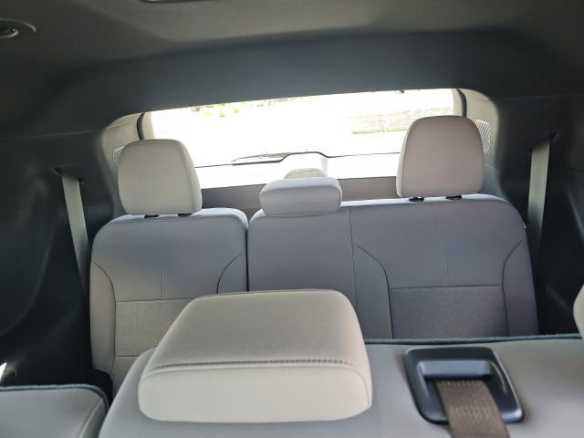 New 2025 GMC Acadia Elevation w/ LPO, Floor Liner Package image 32