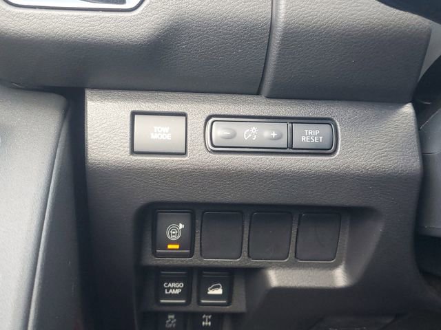 Certified 2025 Nissan Frontier PRO-4X w/ Interior Protection Package image 26