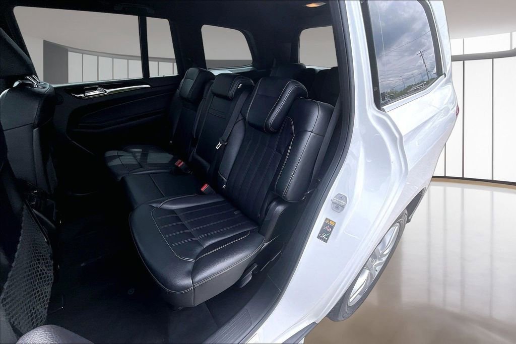 Used 2017 Mercedes-Benz GLS 450 4MATIC image 26
