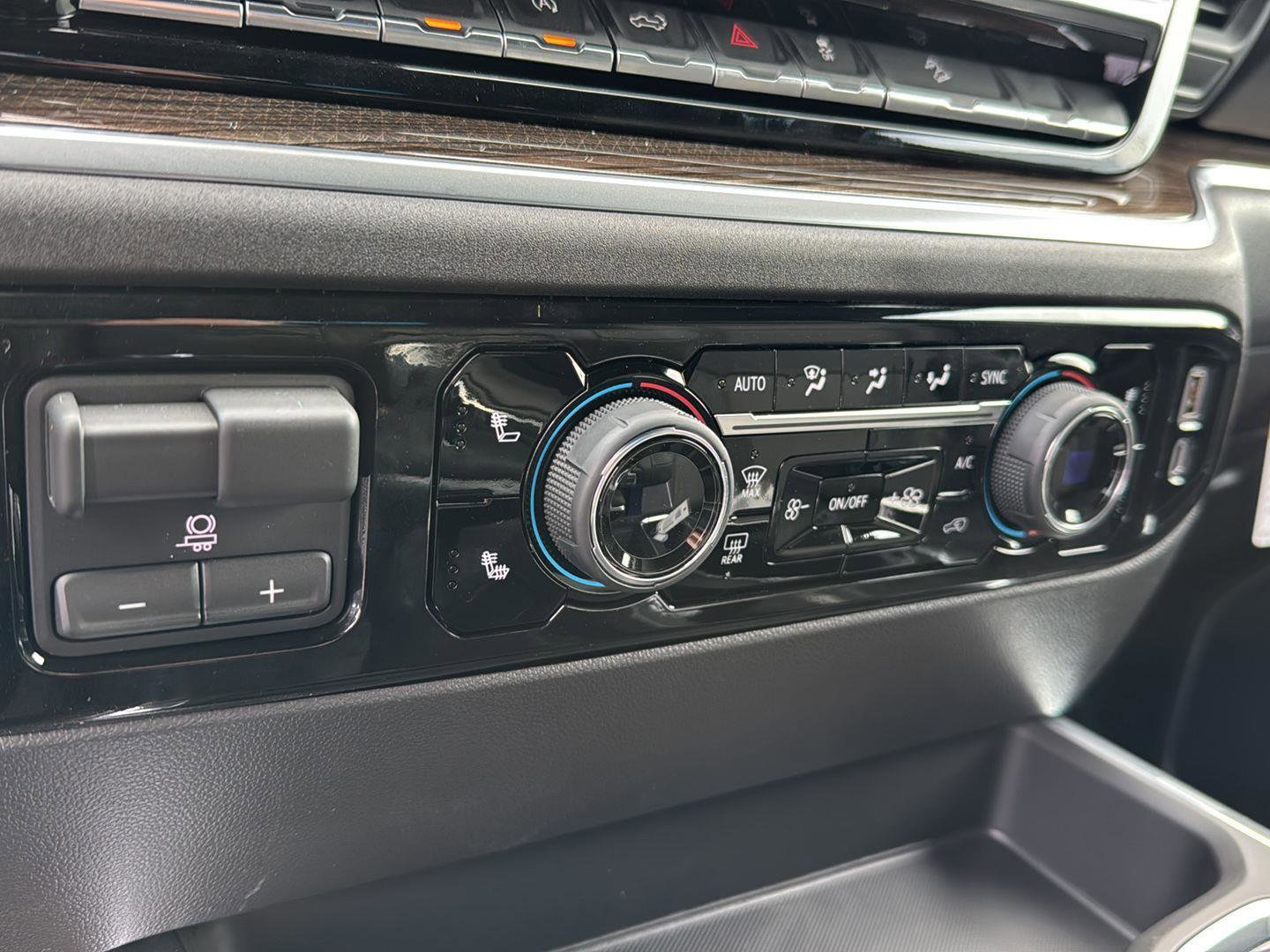 Used 2026 Chevrolet Silverado 1500 LT Trail Boss w/ LT Trail Boss Premium Package image 25