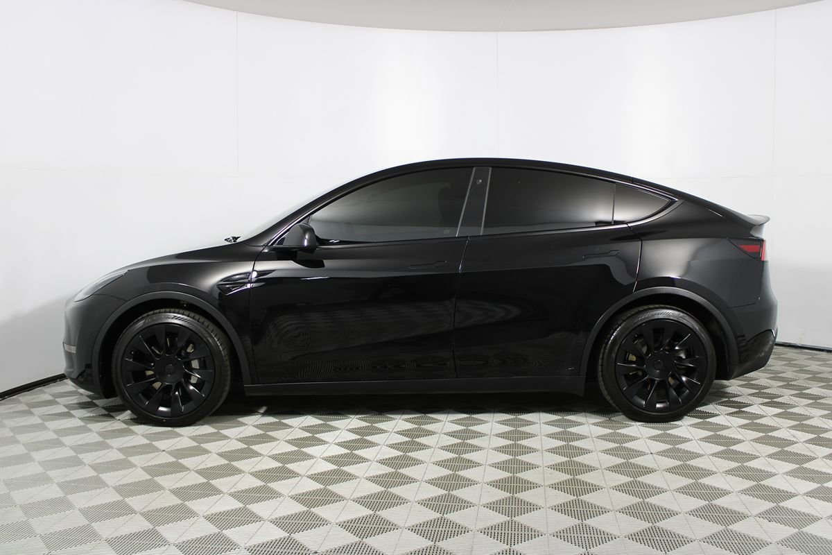 Used 2021 Tesla Model Y Long Range AWD/4WD image 33