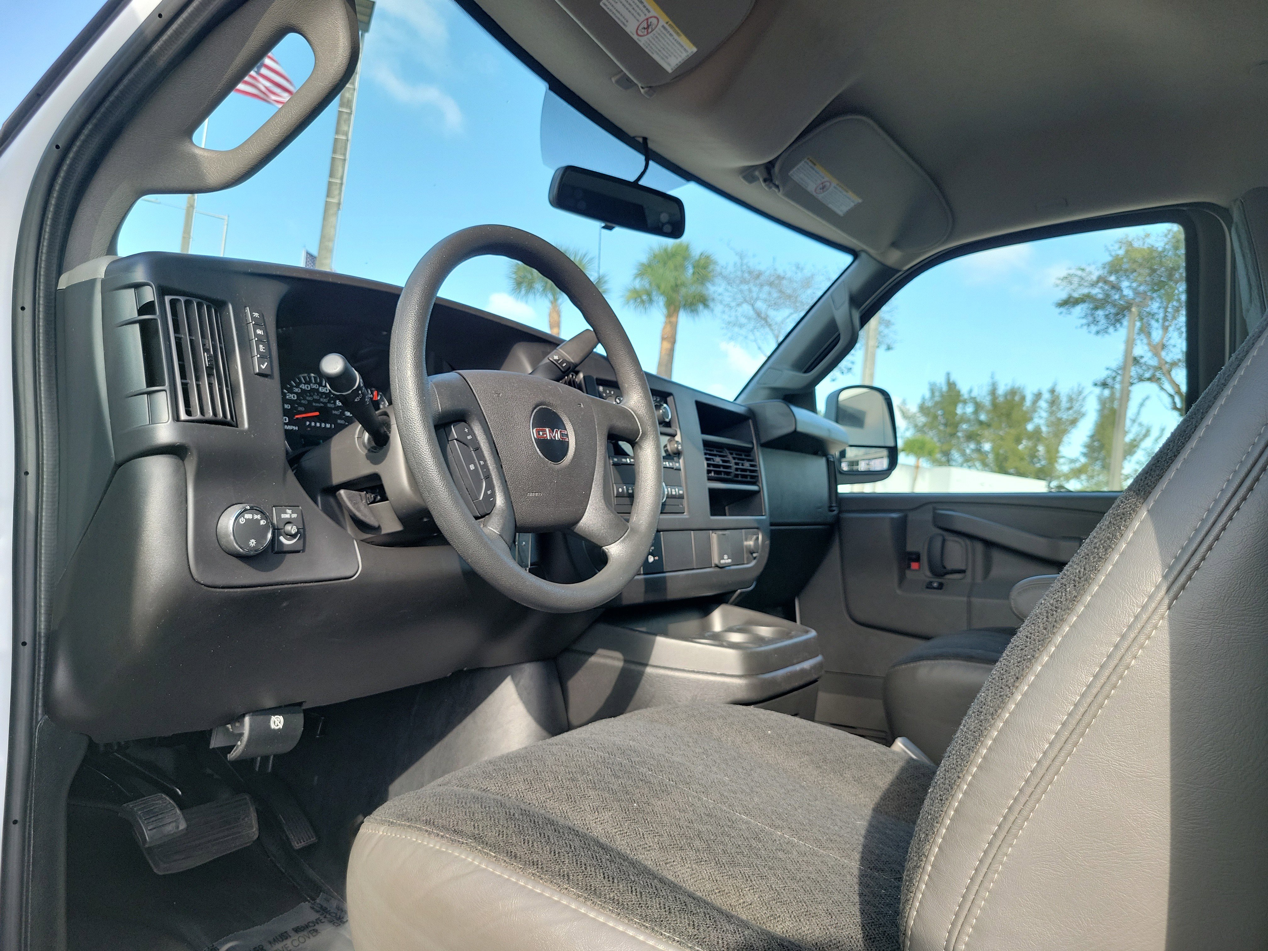 Used 2024 GMC Savana 2500 w/ Driver Convenience Package image 9