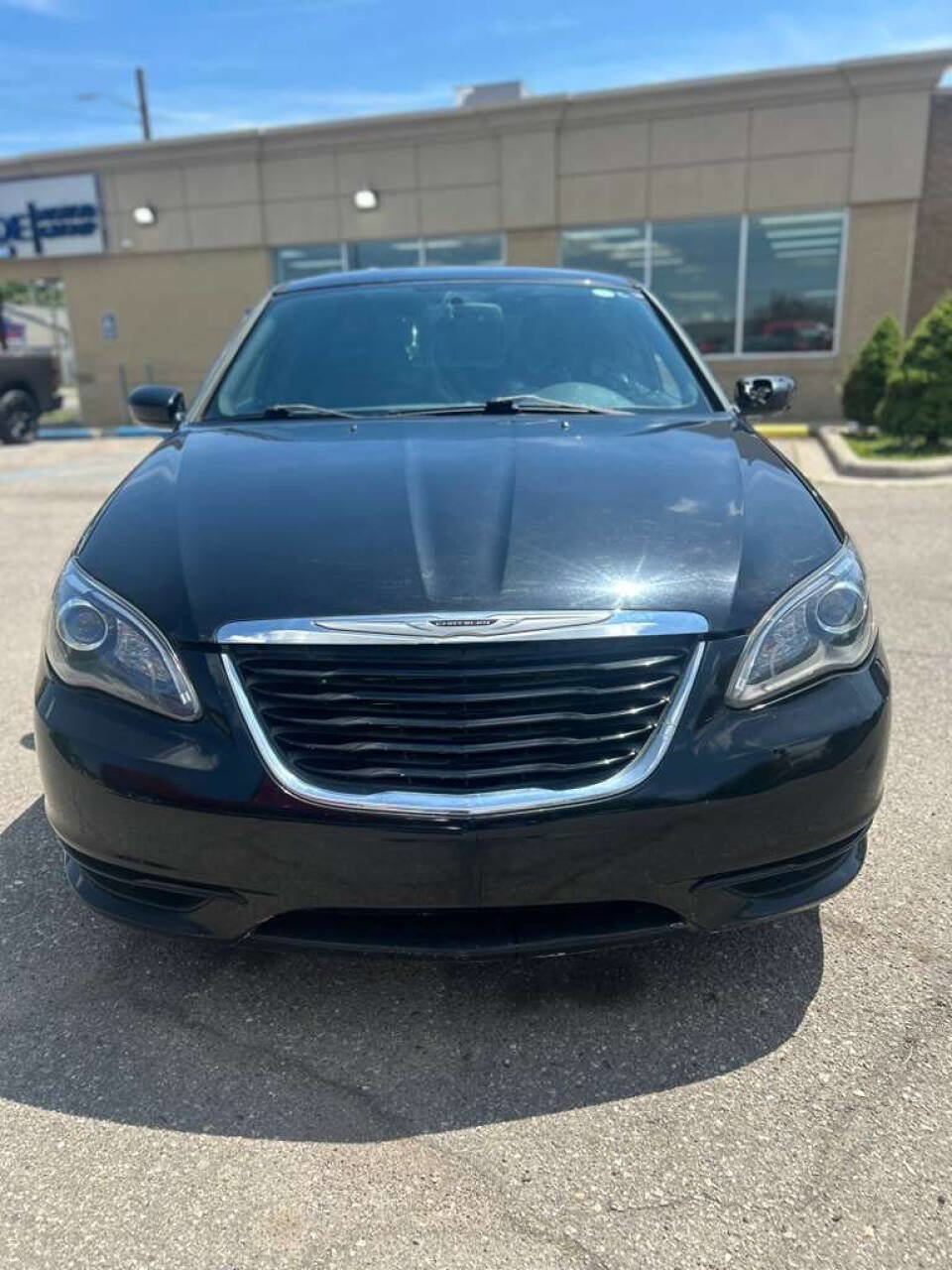 Used 2014 Chrysler 200 Touring w/ 200 S Group FWD image 2