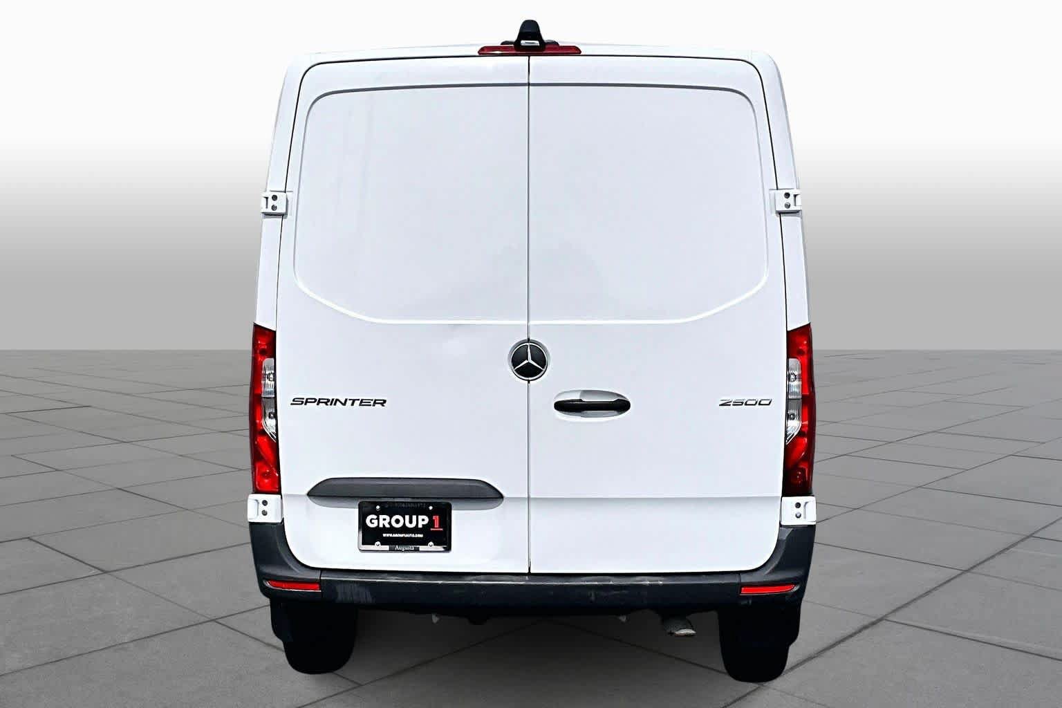 Used 2023 Mercedes-Benz Sprinter 2500 image 5