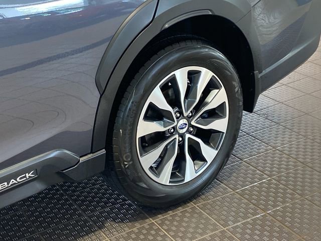 Used 2023 Subaru Outback Touring AWD/4WD image 8