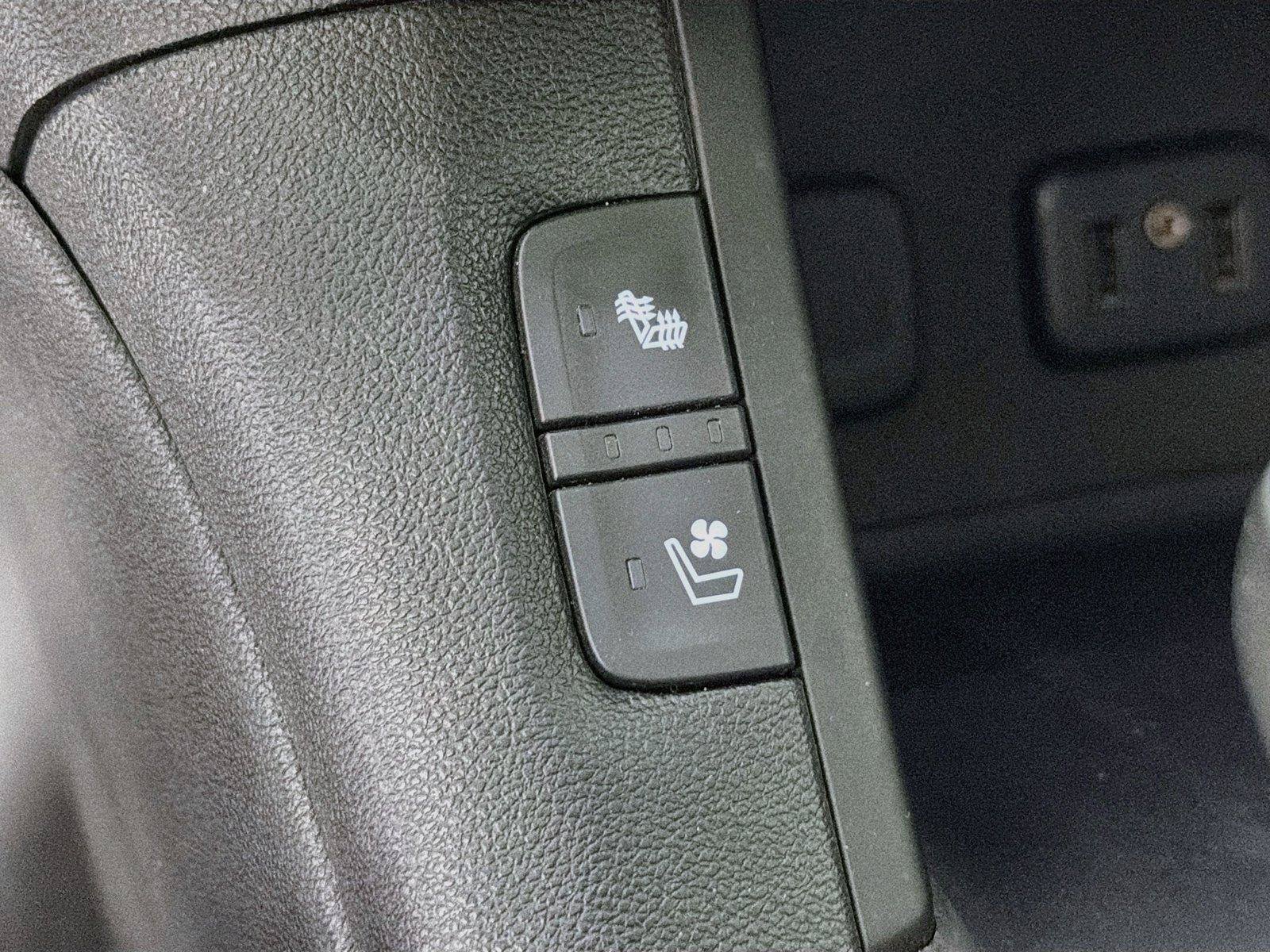 Used 2017 GMC Acadia Denali w/ Technology Package FWD image 25
