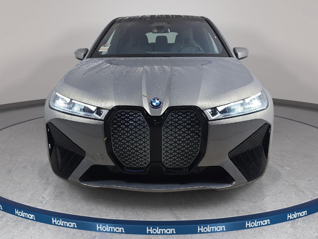Certified 2024 BMW iX xDrive50 w/ Premium Package AWD/4WD image 2