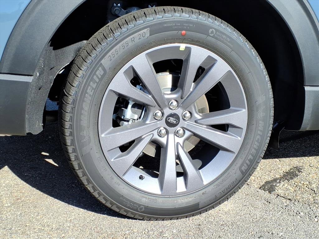 New 2025 Ford Explorer Active image 8