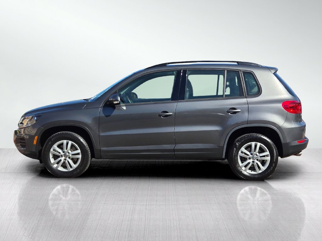 Used 2016 Volkswagen Tiguan S FWD image 8