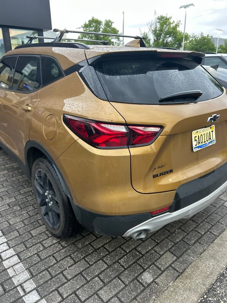 Used 2019 Chevrolet Blazer LT w/ Sound & Technology Package FWD image 12