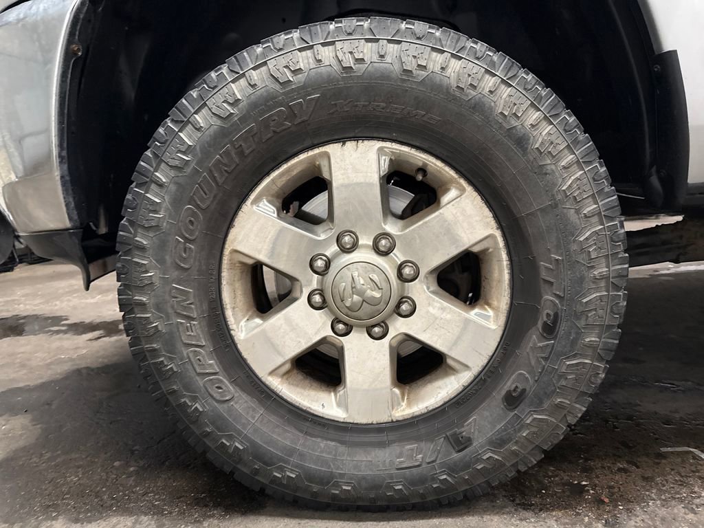 Used 2017 RAM 2500 Tradesman w/ Chrome Appearance Group image 9