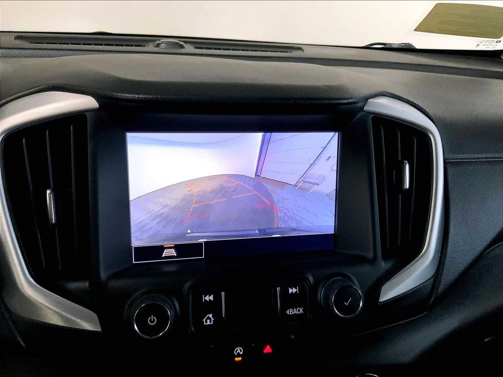 Used 2023 GMC Terrain SLT image 31