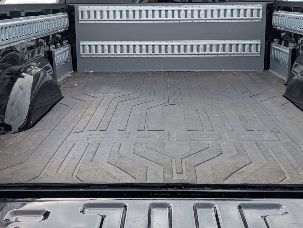 Used 2023 Ford F150 XL image 17