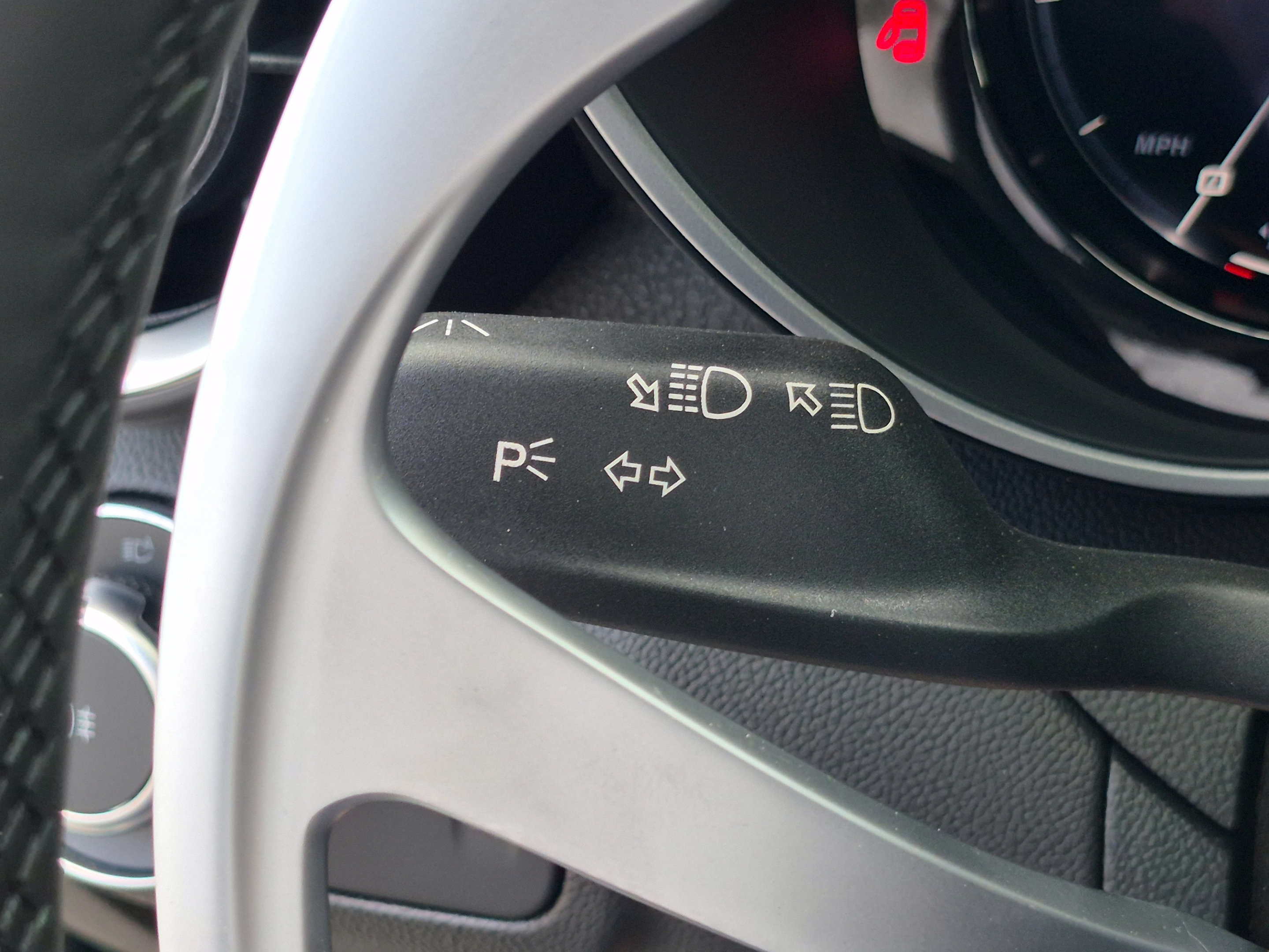 New 2026 Alfa Romeo Giulia w/ Driving Assist Package RWD image 46