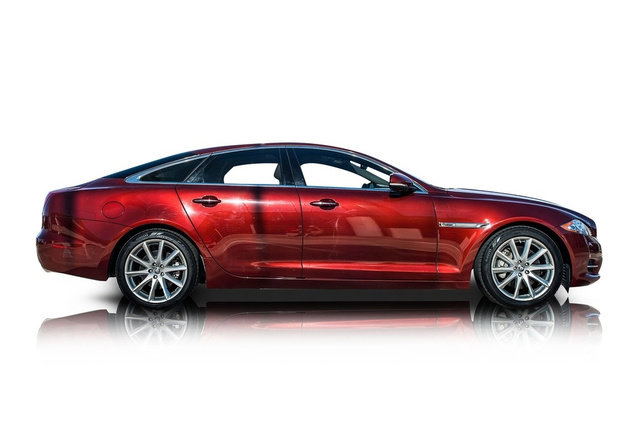 Used 2012 Jaguar XJ RWD image 2