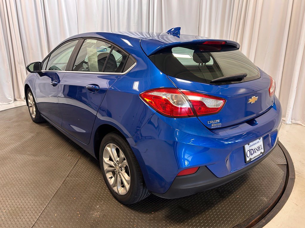 Used 2019 Chevrolet Cruze LT FWD image 3