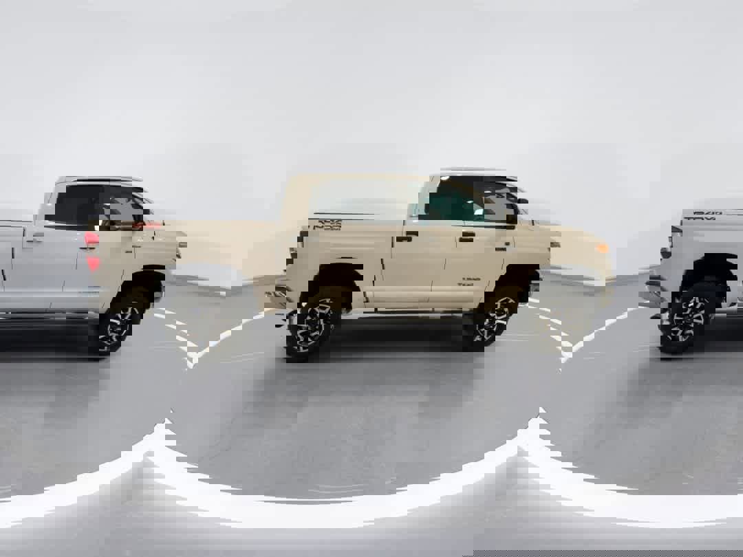 Used 2017 Toyota Tundra SR5 image 9