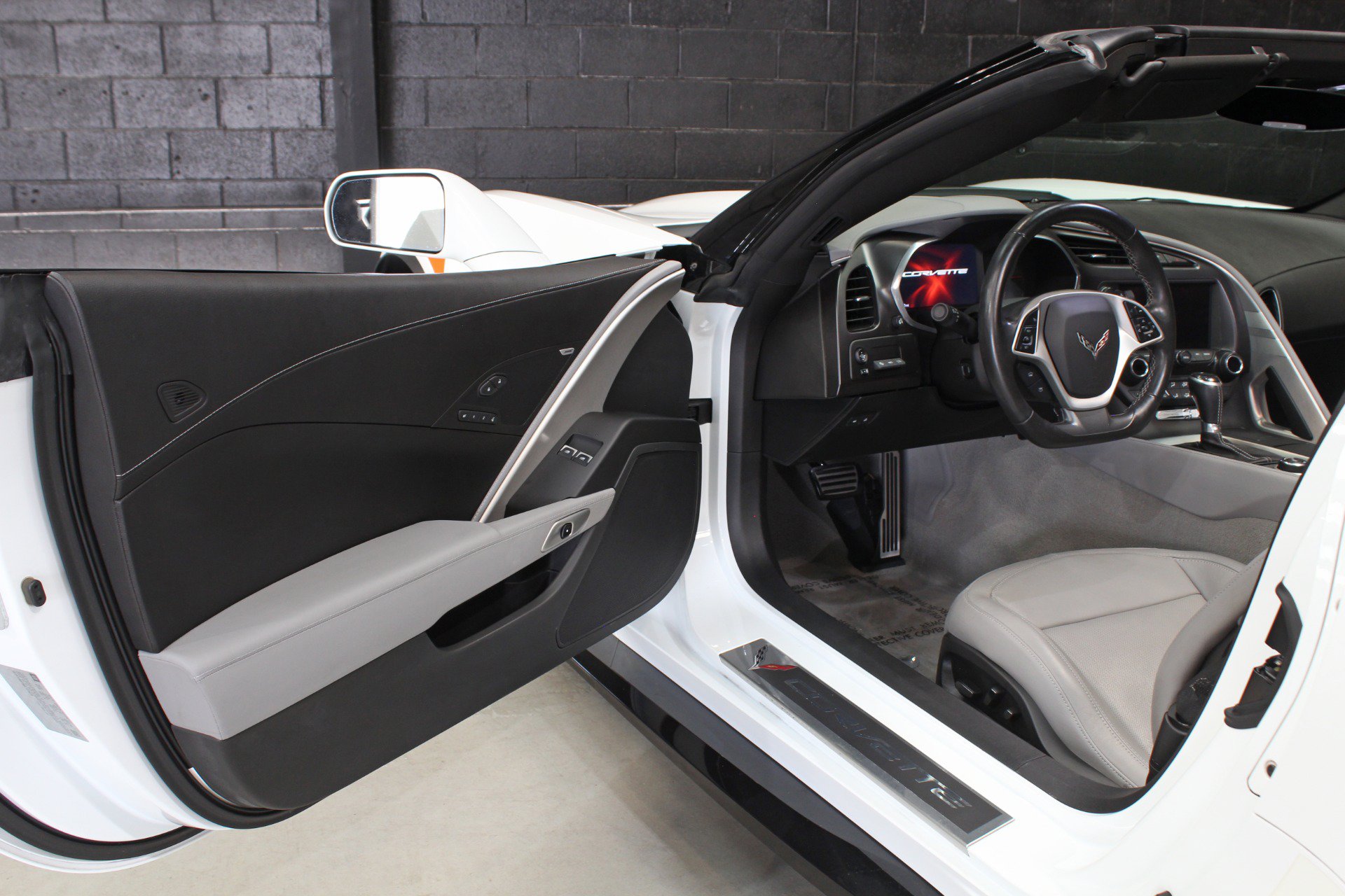 Used 2019 Chevrolet Corvette Grand Sport RWD image 39
