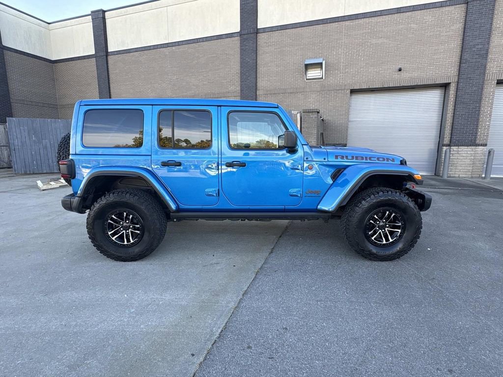 Used 2024 Jeep Wrangler Unlimited Rubicon image 10