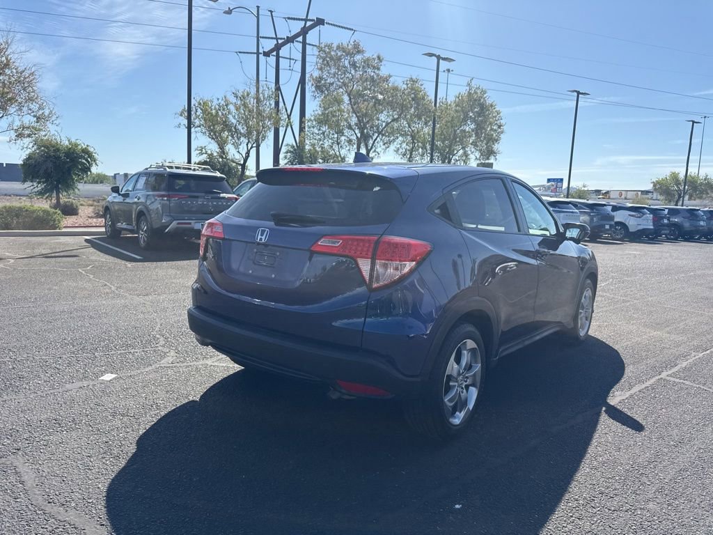 Used 2017 Honda HR-V EX image 8