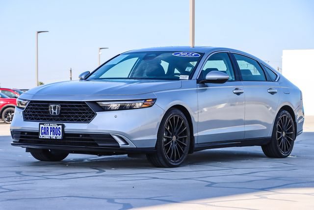 Used 2025 Honda Accord Touring image 5