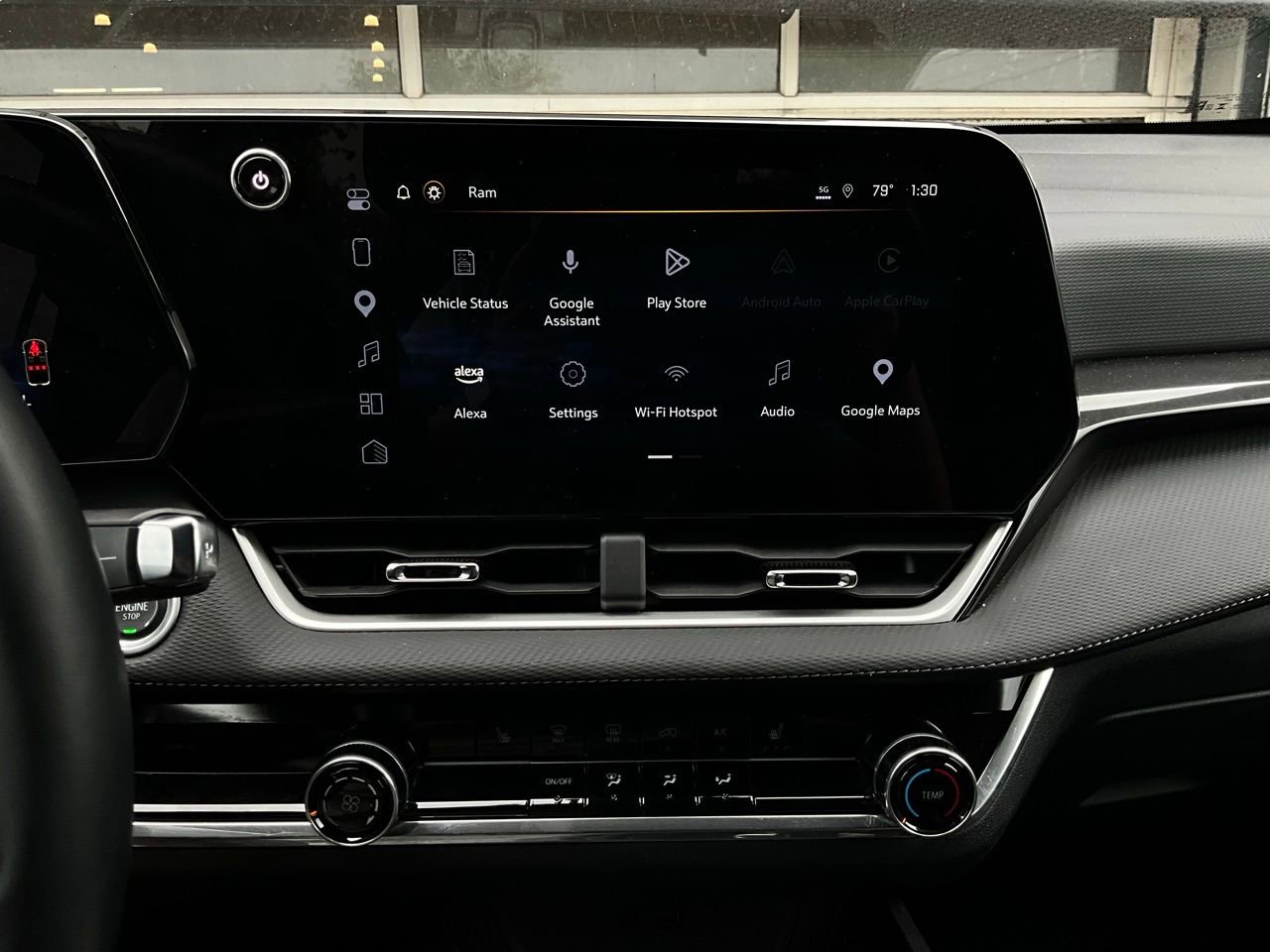 Used 2025 Chevrolet Equinox LT FWD image 23