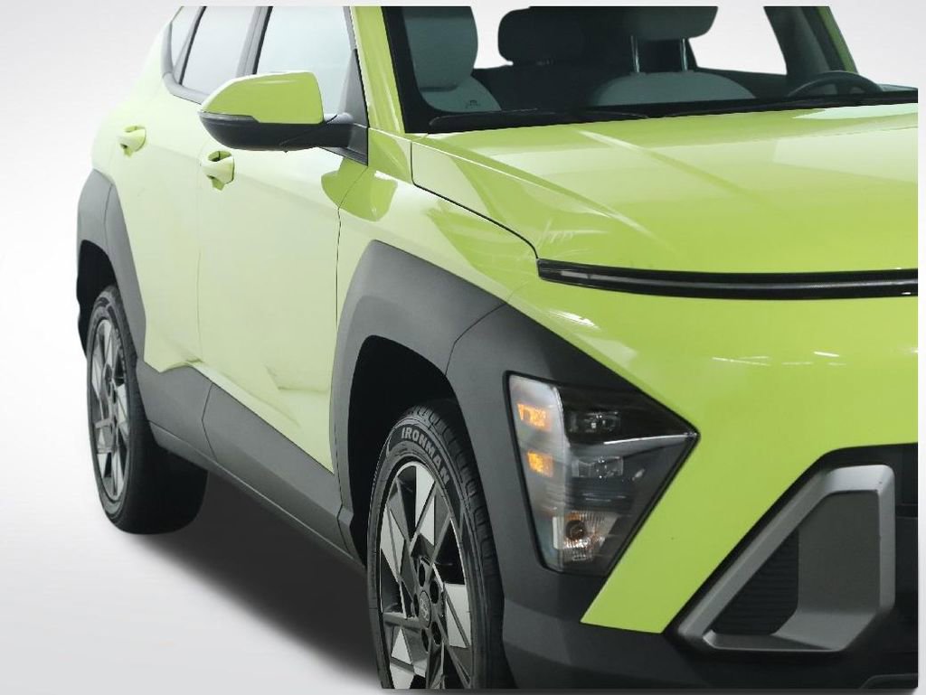 Used 2024 Hyundai Kona SEL AWD/4WD image 9