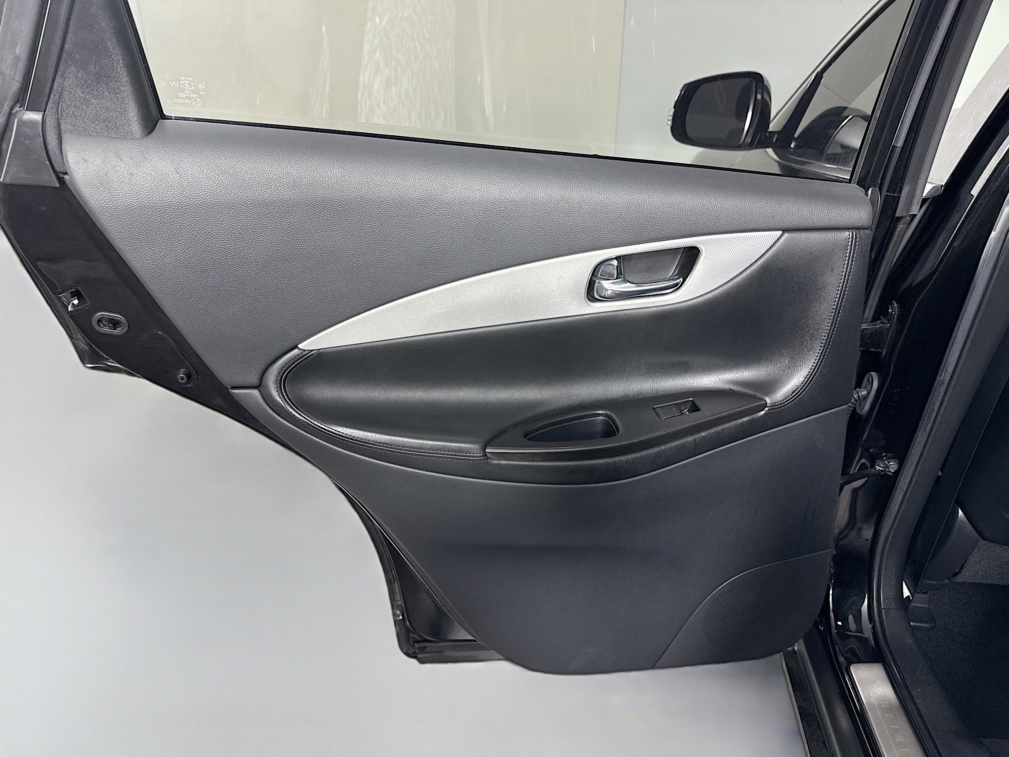 Used 2017 INFINITI QX50 2WD image 26