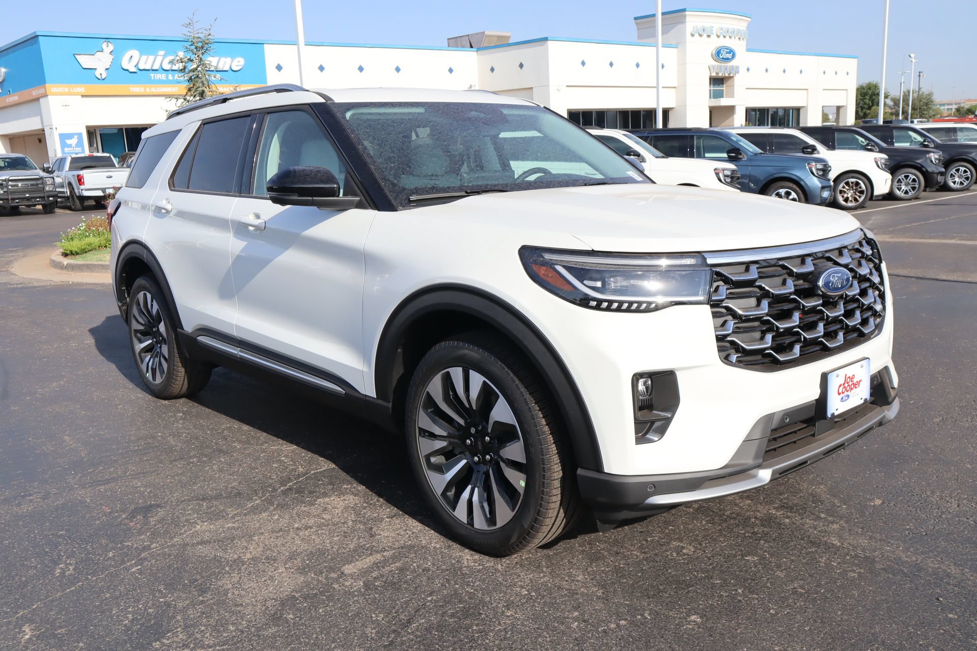 New 2026 Ford Explorer Platinum AWD/4WD image 1