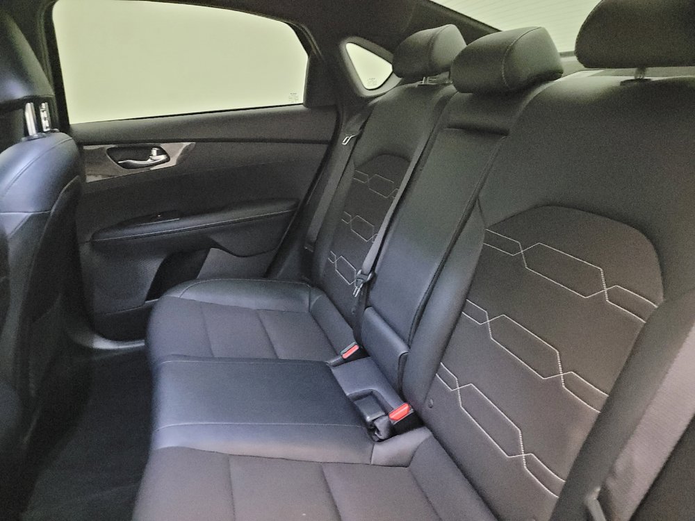 Used 2024 Kia Forte GT-Line w/ GT-Line Premium Package FWD image 18
