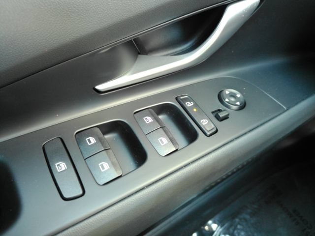 Used 2026 Hyundai Elantra Hybrid FWD image 29