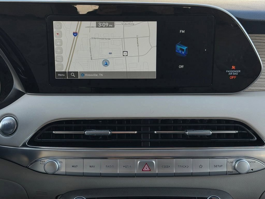 Used 2021 Hyundai Palisade Limited image 18