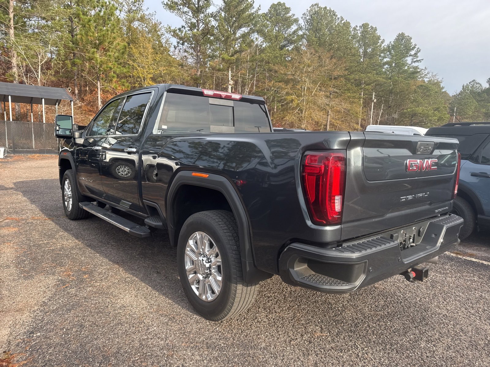 Used 2022 GMC Sierra 2500 Denali image 5