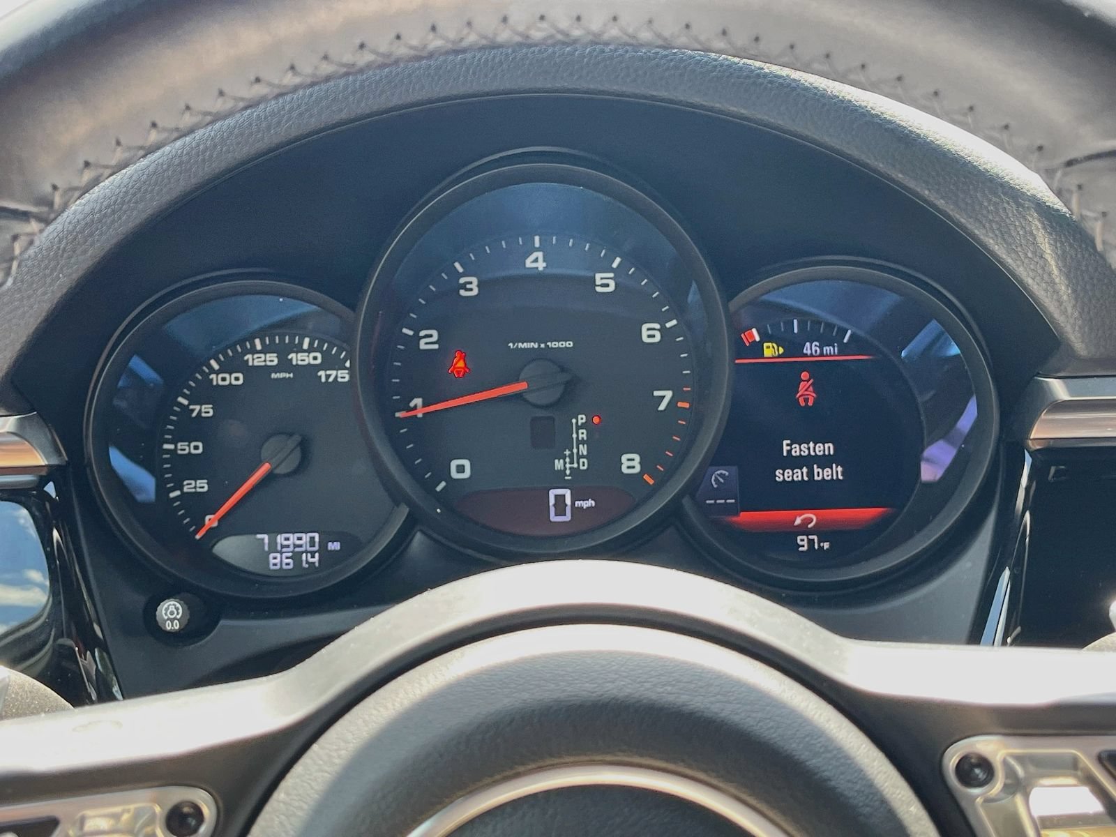Used 2020 Porsche Macan AWD/4WD image 12