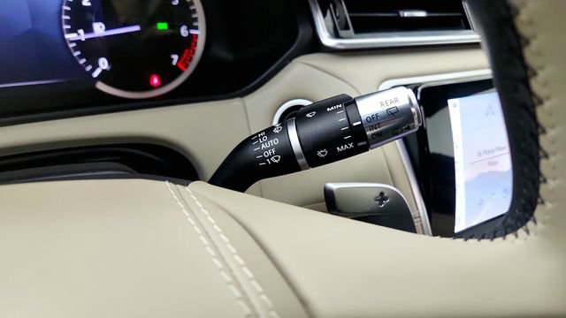 Used 2022 Land Rover Range Rover Velar R-Dynamic S AWD/4WD image 62
