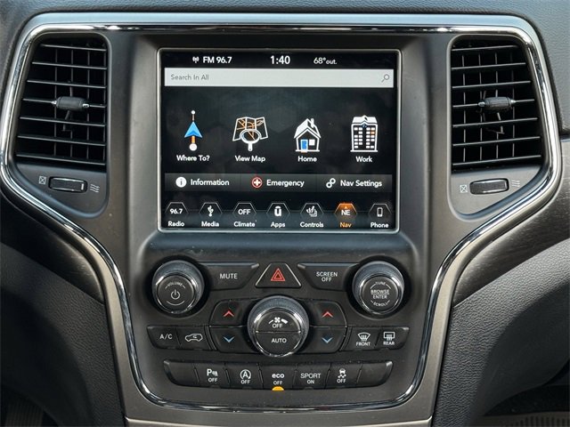 Used 2018 Jeep Grand Cherokee Altitude image 16