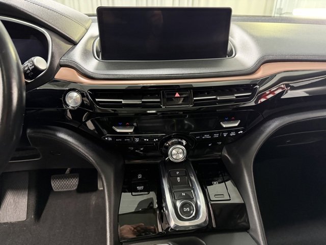 Used 2022 Acura MDX SH-AWD w/ Technology Package image 16