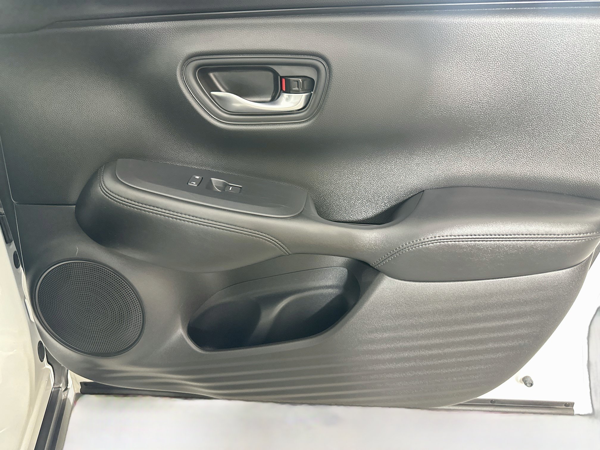 Used 2026 Honda HR-V LX image 29