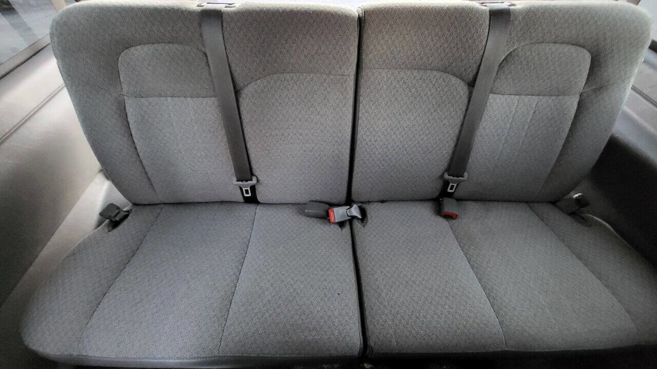 Used 2018 Chevrolet Express 3500 LT w/ LT Preferred Equipment Group image 20